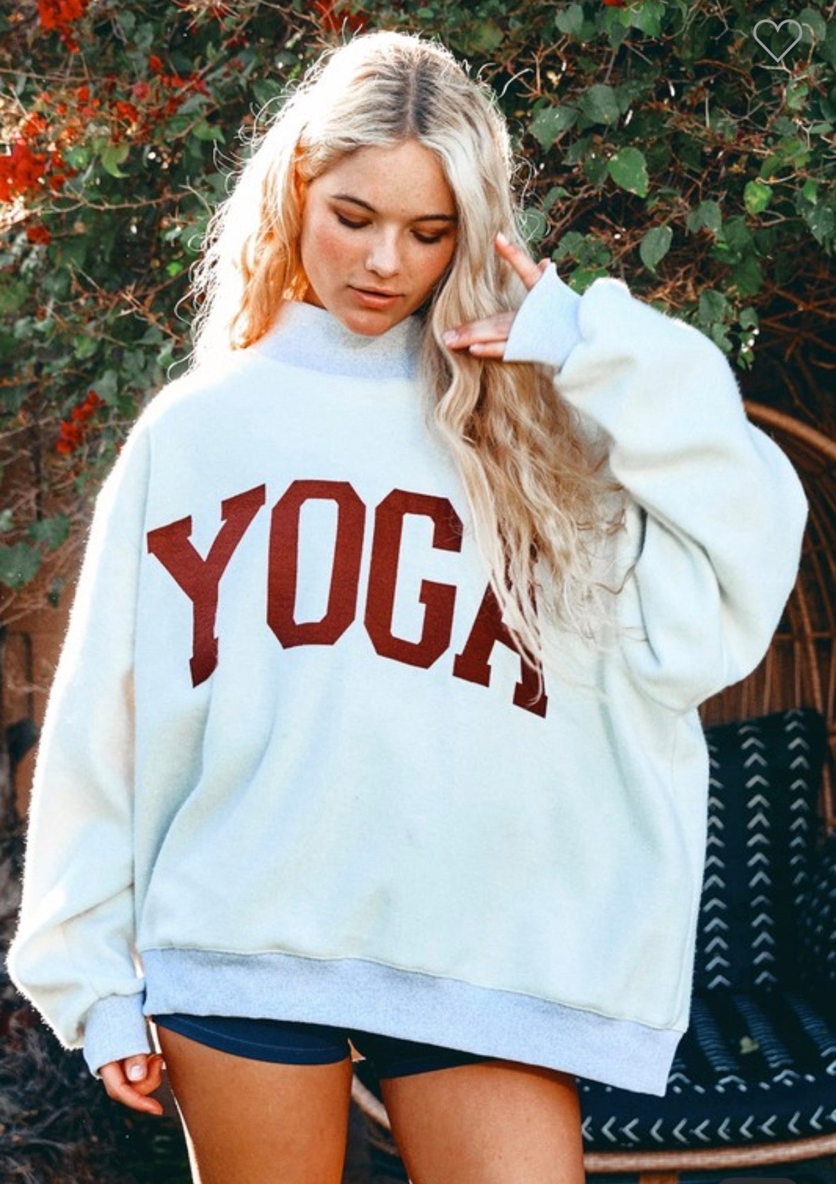 Pilates // Yoga Mockneck